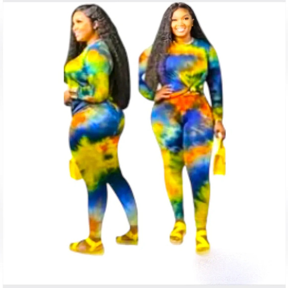 Plus SizeTwo Piece Set - Picture 1 of 5